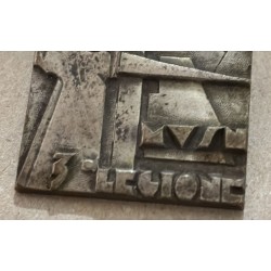 Rare 3rd Legion MVSN badge  A NOI !