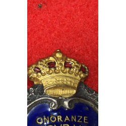 Ehrenzeichen des Schirmherrinnenkomitees Ehrungen für den Souverän 1925