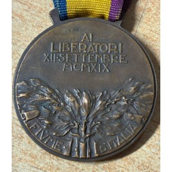 Medaglia commemorativa della spedizione di Fiume del 1919, nota anche come medaglia "Ai Liberatori"