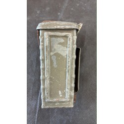 Seltene österreichisch-ungarische „Ersatz“-Munitionstasche aus Metall (Modell M95)