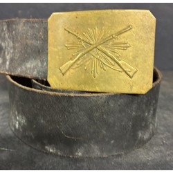 Complete belt, leather buckle, of the Spanish Carabineros Corps of the Second Republic