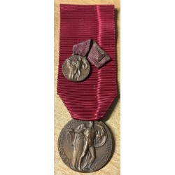 Medaglia con miniatura Volontario di Guerra 1915/1918