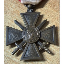 Croix de Guerre des théâtres d'opérations extérieures francese, una decorazione militare istituita nel 1921