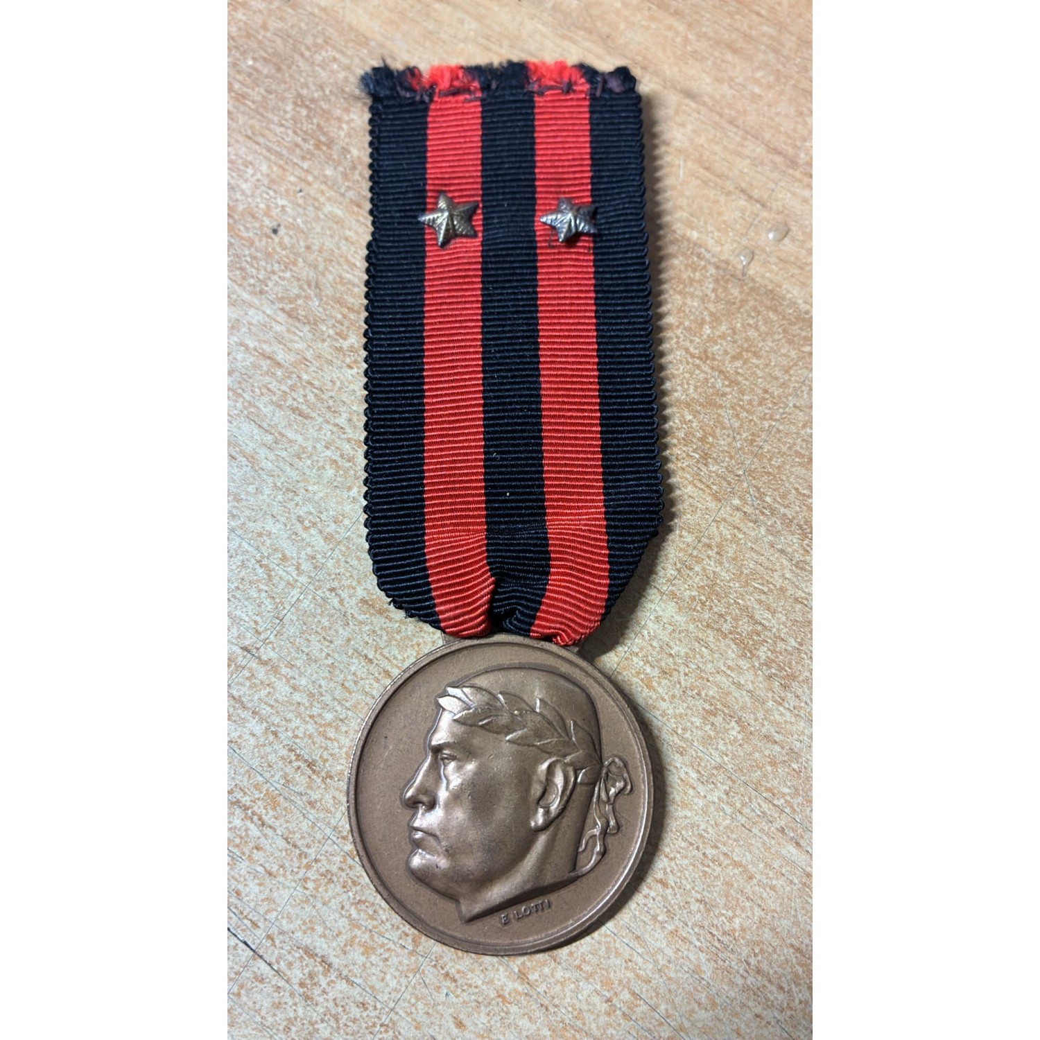 Commemorative medal for the foundation of the Italian Social Republic 1943-1945, undated variant
