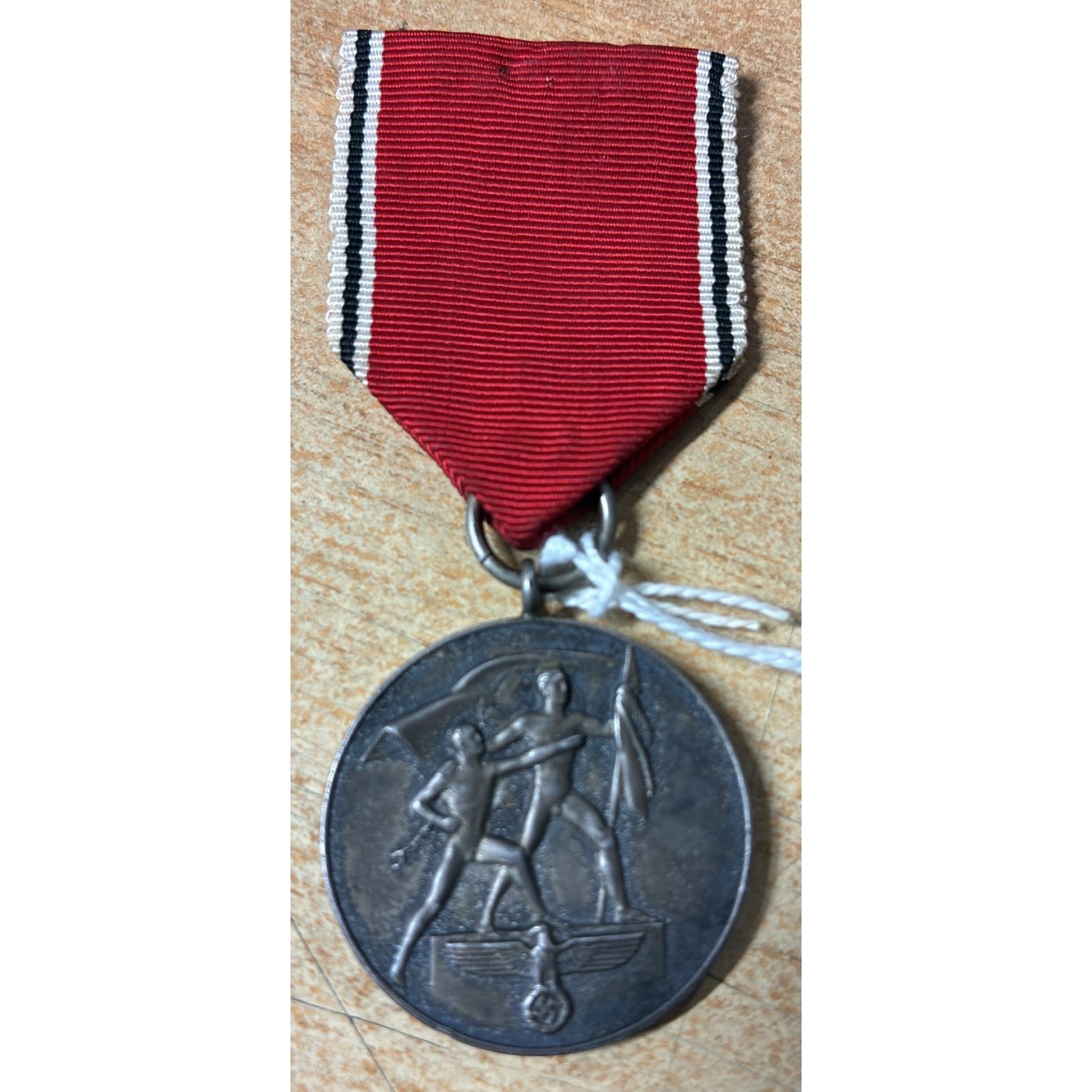 Medal of March 13, 1938 – Annexation of Austria to the Reich, complete with ribbon