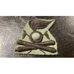 Coast Artillery Officer's Headdress Badge, World War I, Black Silk