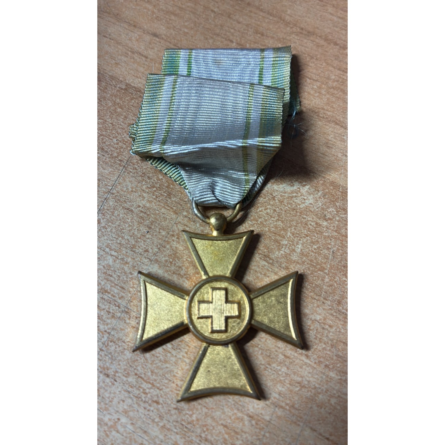 Medaglia croce anzianita nella Croce Rossa XXV anni