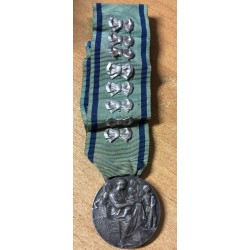 Royal Mint Medal for Large Families with 8 ribbons, eight children