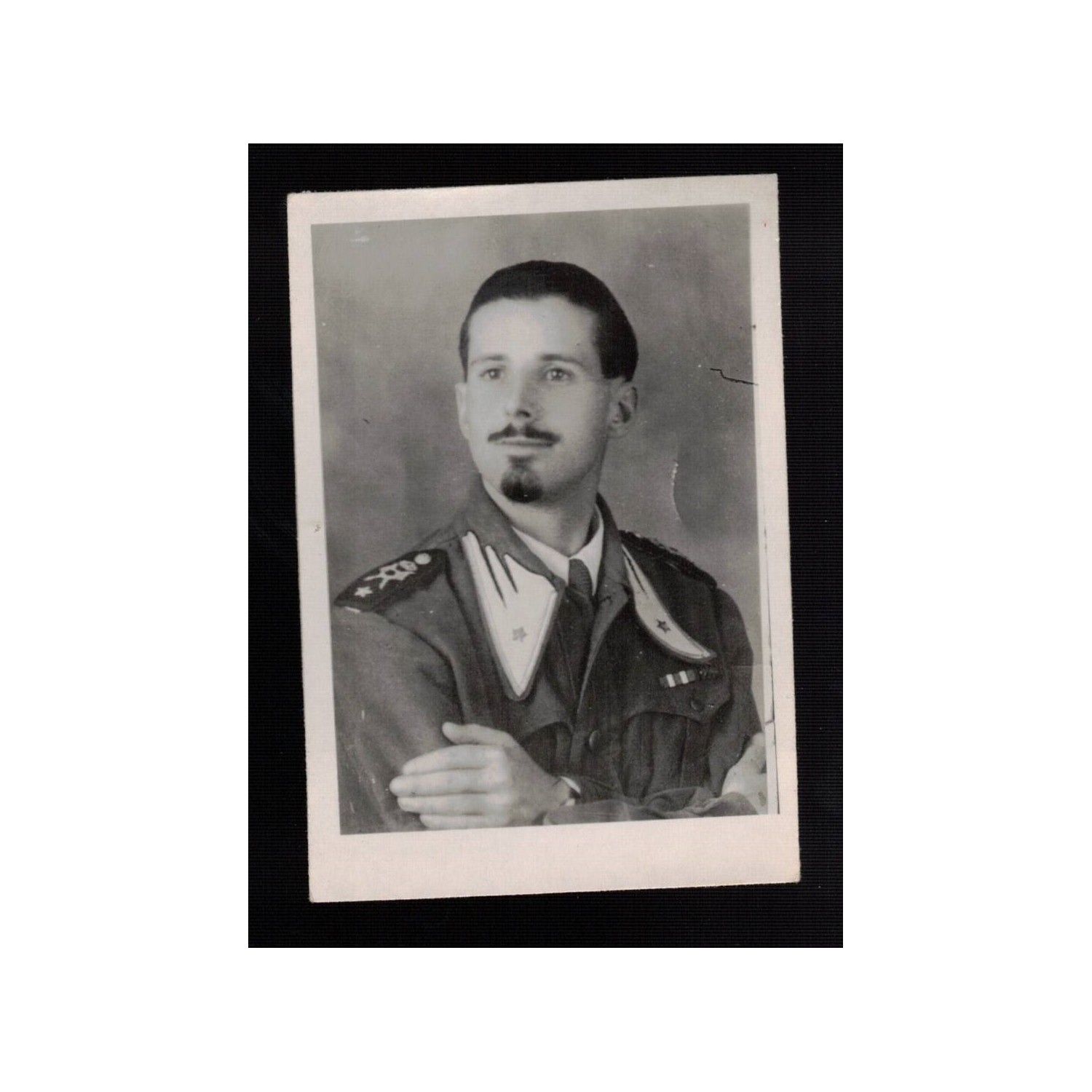 Foto ritratto per tessera Ufficiale di Cavalleria Coloniale Sottotenente