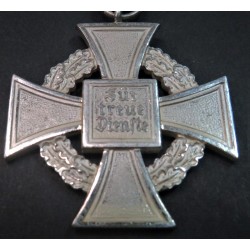 Für treue Dienste- Treuedienst Ehrenzeichen für 25 Jahre.