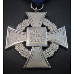 Für treue Dienste- Treuedienst Ehrenzeichen für 25 Jahre.