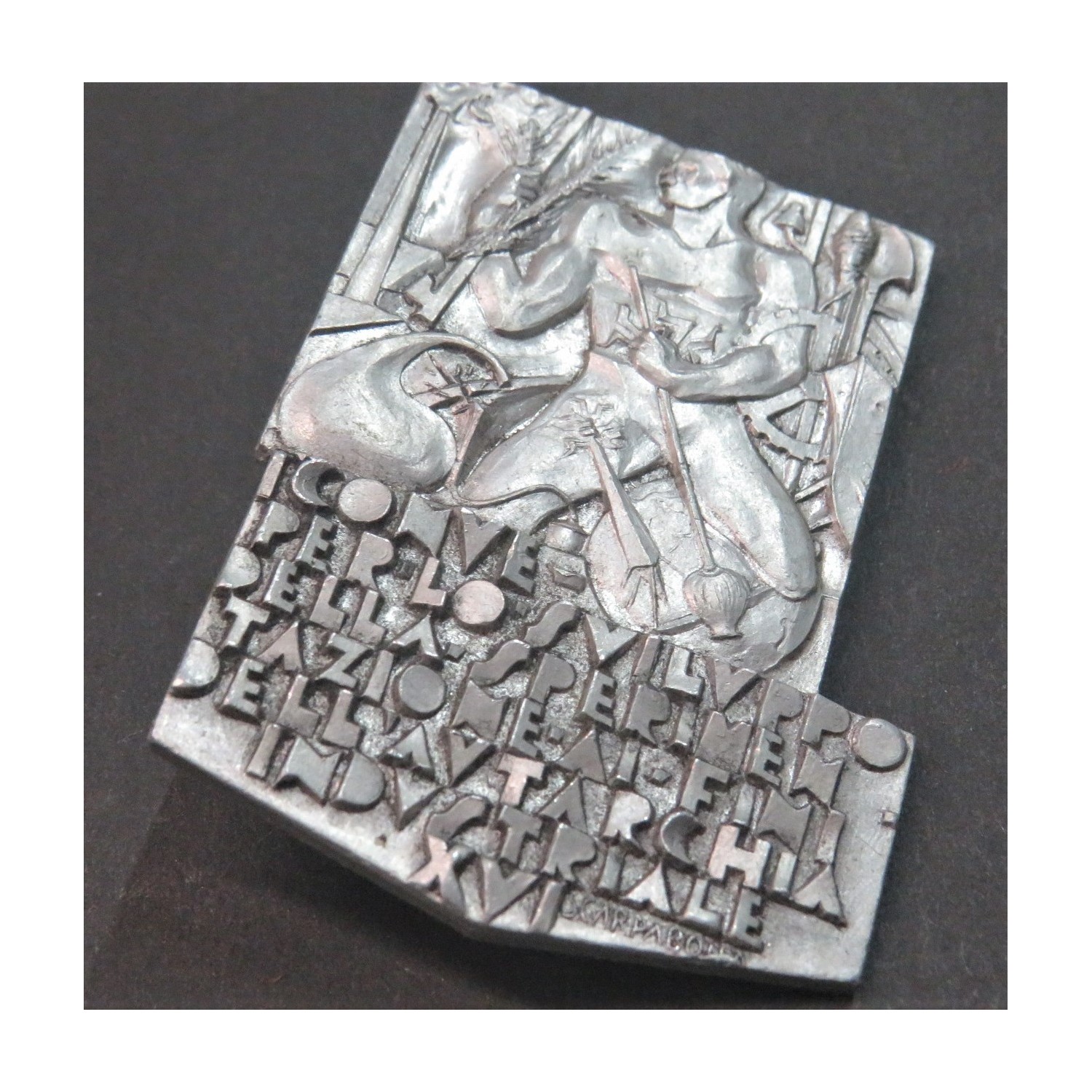 Distintivo I°Convegno Sviluppo Sperimentazione Autachia Industriale  Anno XVI EF