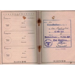Vorlaufiger Fremdenpass di un operaio italiano occupato in Germania 1944/45