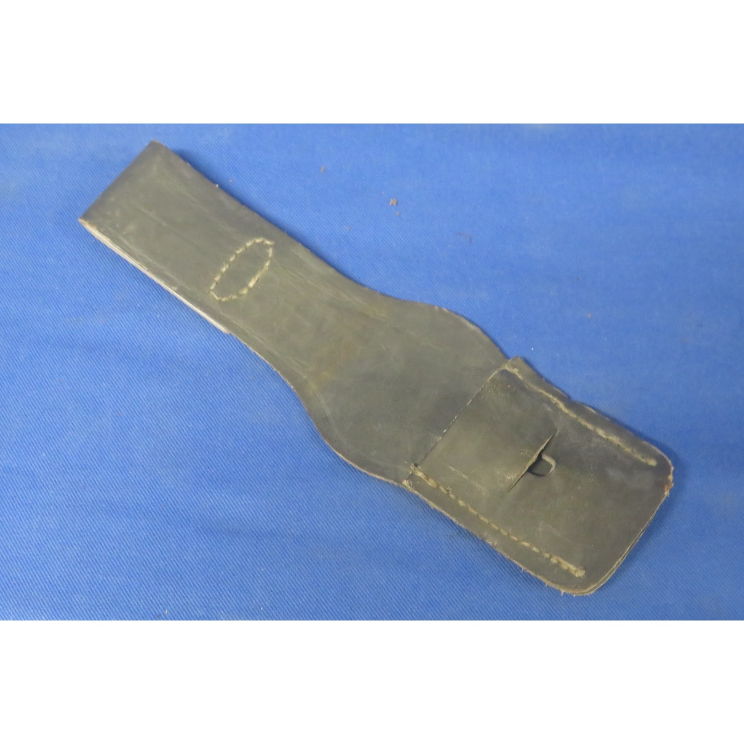 Taschetta in cuoio grigio verde per baionetta Carcano 1891