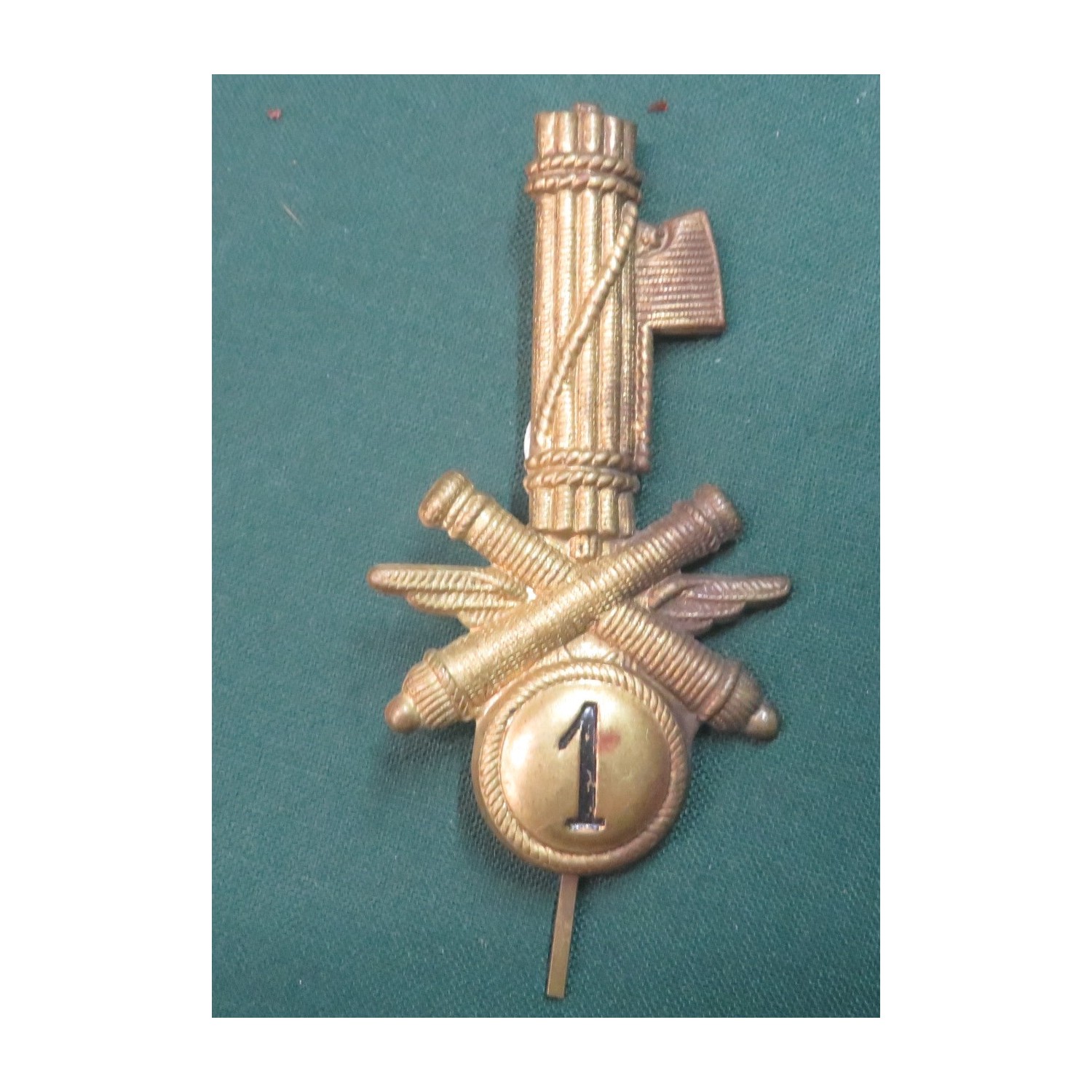 Fregio da berretto 1a Legione DICAT in lamierino