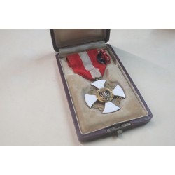 Croce da Cavaliere dell Ordine della Corona anni 30/40 con scatola originale