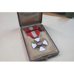 Croce da Cavaliere dell Ordine della Corona anni 30/40 con scatola originale