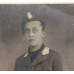Bellissima foto ritratto di un Giovane Fascista  degli Squadroni Cavalleggeri GIL