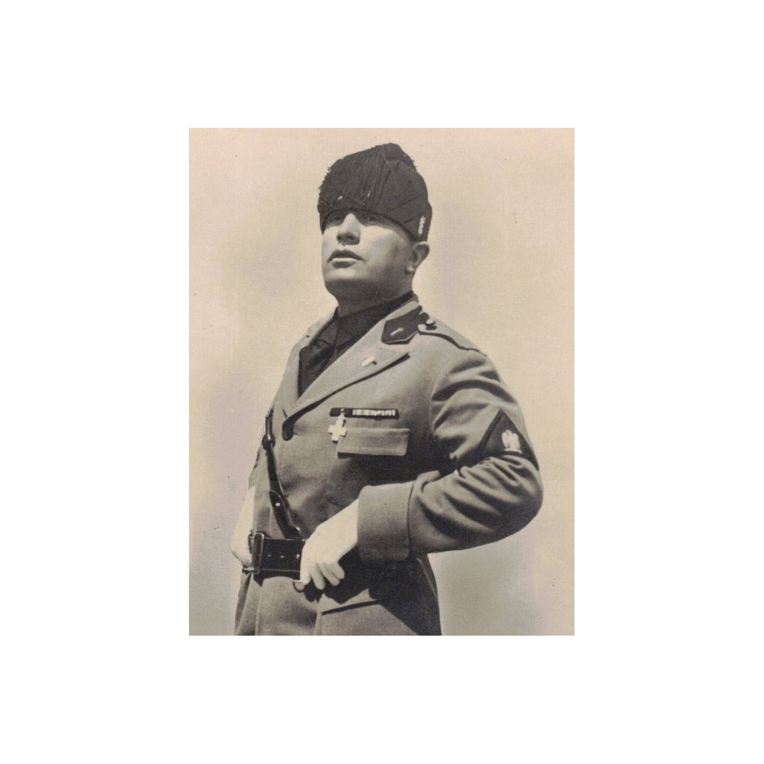 Cartolina ritratto del Duce Benito Mussolini , non viaggiata