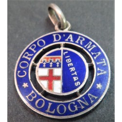 Medaglia bronzo dorato e smalti Corpo d Armata  Bologna