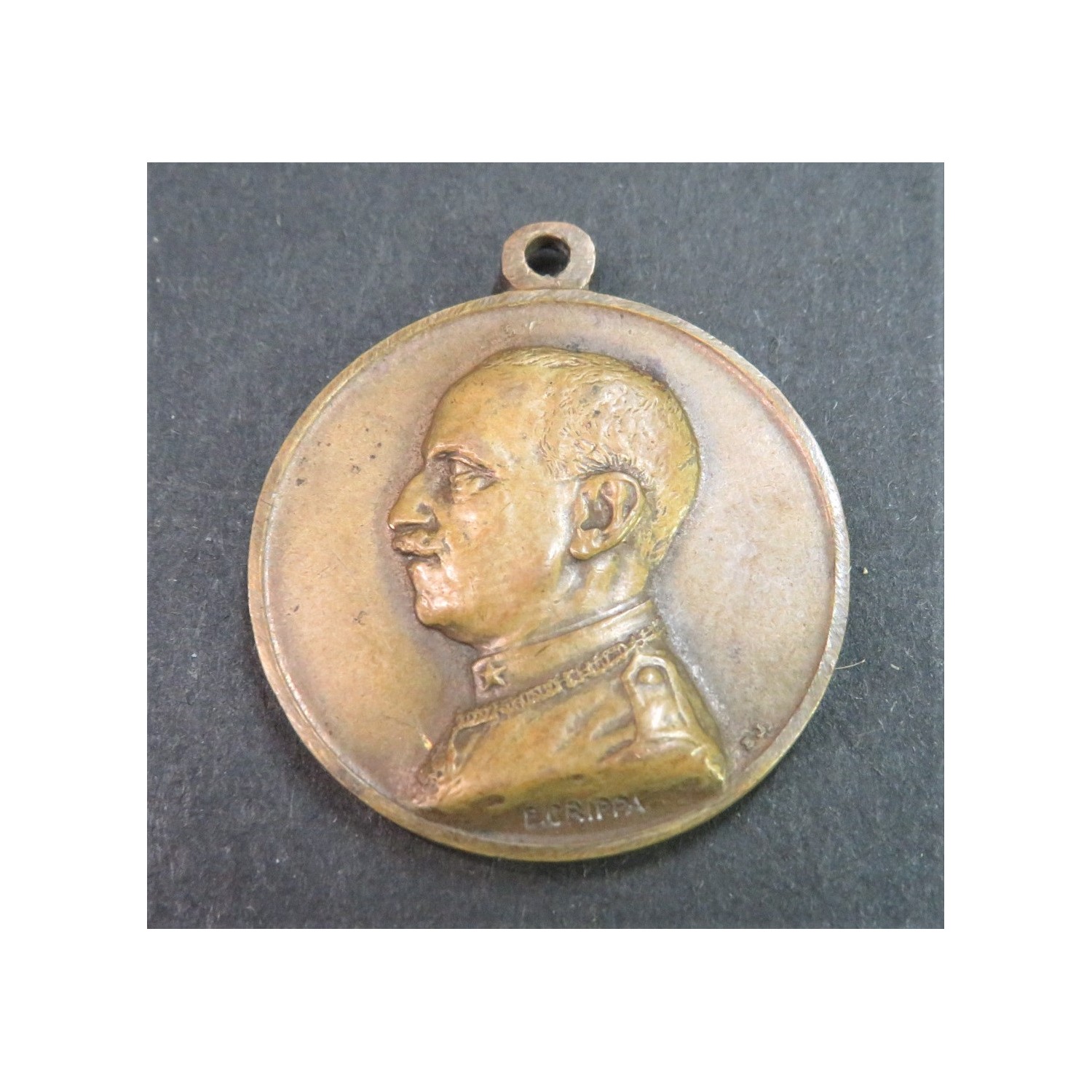 Medaglia in bronzo Regia Guardia di Finanza  Credo Obbedisco Combatto