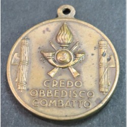 Medaglia in bronzo Regia Guardia di Finanza  Credo Obbedisco Combatto