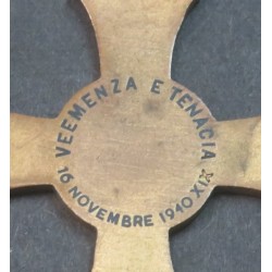 Medaglia a croce 11a Armata , conio Mori , originale d epoca