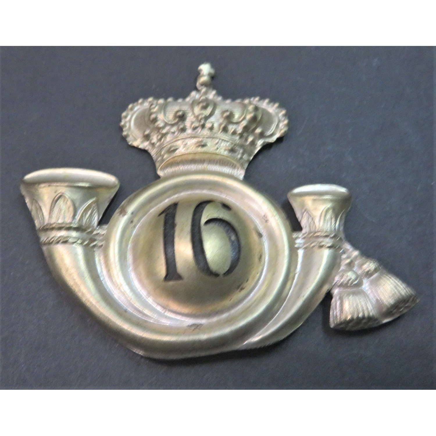 Fregio da colbacco da Ufficiale 16° Rgt Cavalleggeri "LUCCA" pre 1933