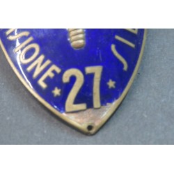 Arm shield of officer 27th Div.ne SILA, in bronze and enamel, slight chipping at the base of the number