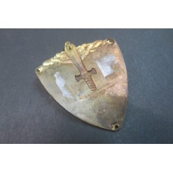 Arm shield from 3rd Division officer Celere Principe Amedeo Duca d Aosta, slight chipping on the upper quarter