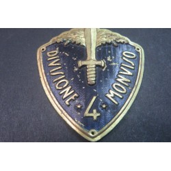Troop arm shield of the 4th Infantry Division "