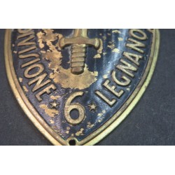 6th Infantry Division "Legnano" arm shield, wide rim model