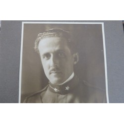 Portrait photo of Antonio Cesaretti, former officer during the 1st World War and then Brigadier General in 1943