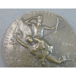 Non-portative medal minted for the Universal Exhibition of Paris 1900, in exergue A. Scotti, the name of one of the participants