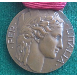 Medaglia in bronzo Volontario di Guerra 1915/1918 inc. Morbiducci