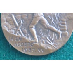 Rara ! Medaglia in bronzo coniata per i reduci della battaglia di Santander 1937 Spagna