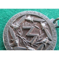 Medaglia in alluminio verniciato Vecchia Guardia Fiorentina Al Covo 1940