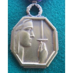 Rare! Belgium Bronze Medal Gratitude for Courage in Wartime in the Humanitarian Field