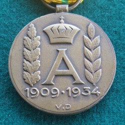 Belgian Commemorative Medal of the Reign of King Albert I 1909-1934