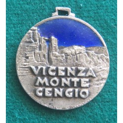 Medaglia in metallo e smalti Ass.ne Naz.le Granatieri Adunata Monte Cengio 1938