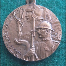 Bronze regimental medal Reggiemento Fanteria BASILICATA 91°/92°
