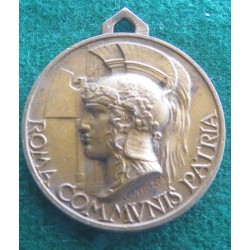 Bronze medal Roma Communis Patria
