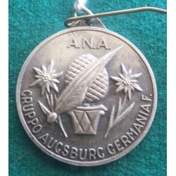 Medaglia ANA Ass.ne Naz.le Alpini 10° Anniversario fondazione sede di Augsburg Germania 1982