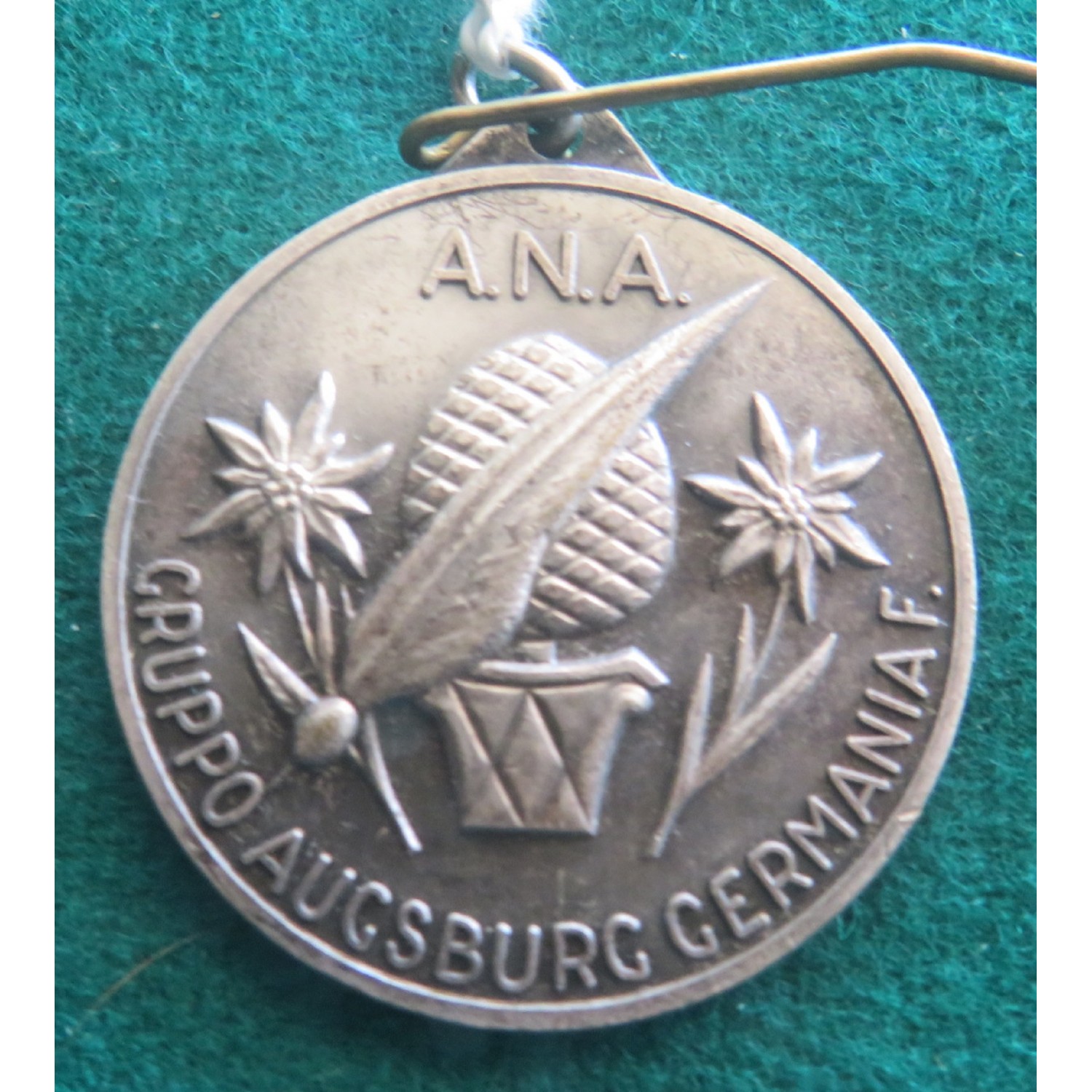 Medaglia ANA Ass.ne Naz.le Alpini 10° Anniversario fondazione sede di Augsburg Germania 1982