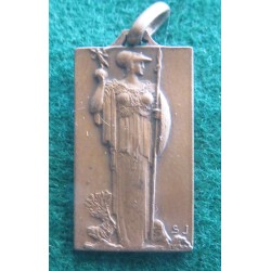 Small bronze medal commemorating the end of the 1st World War I remind the I.T.O. Collaborators